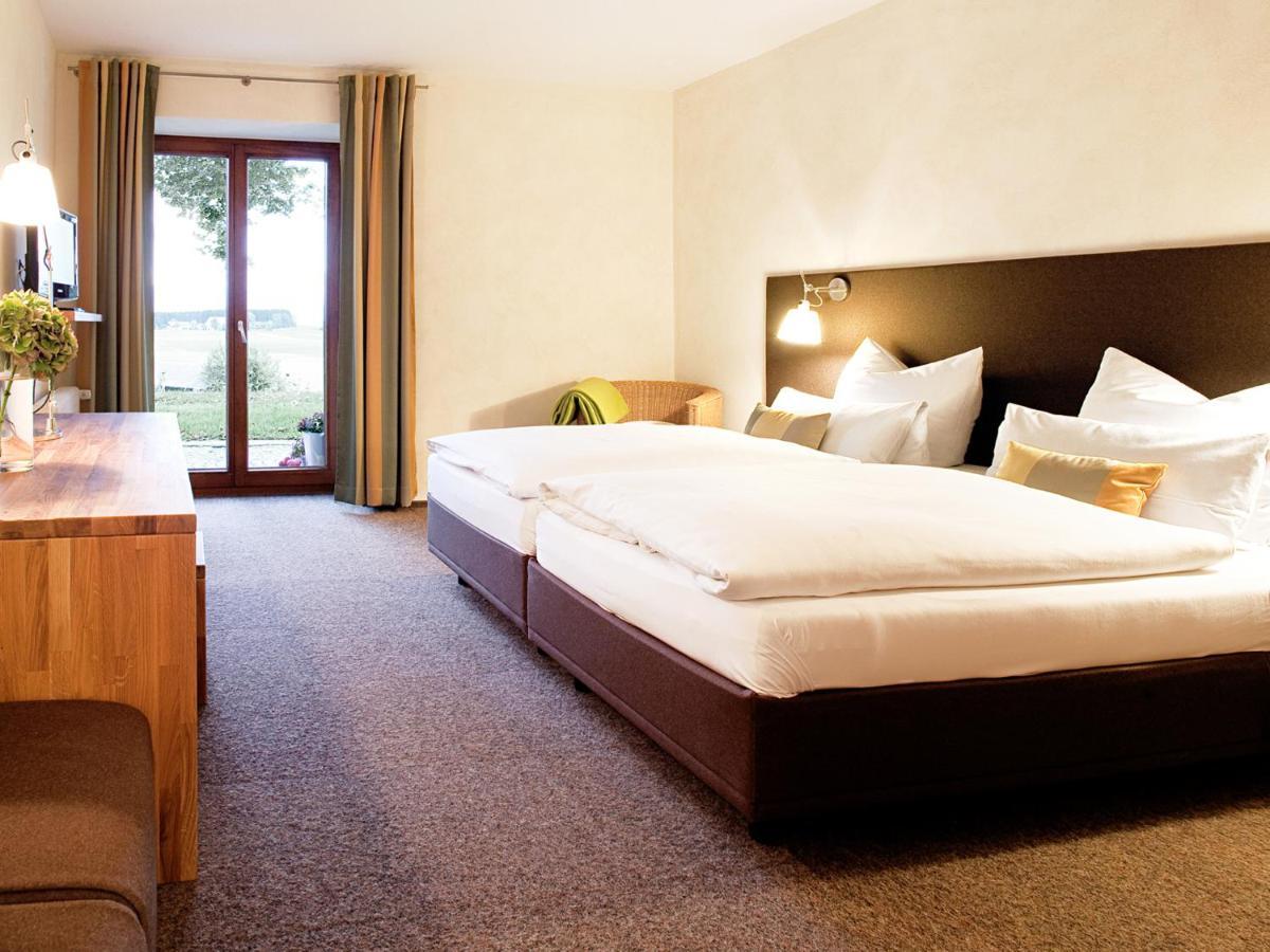 Hotel-Landgasthof Kreuz 巴德瓦德西 外观 照片