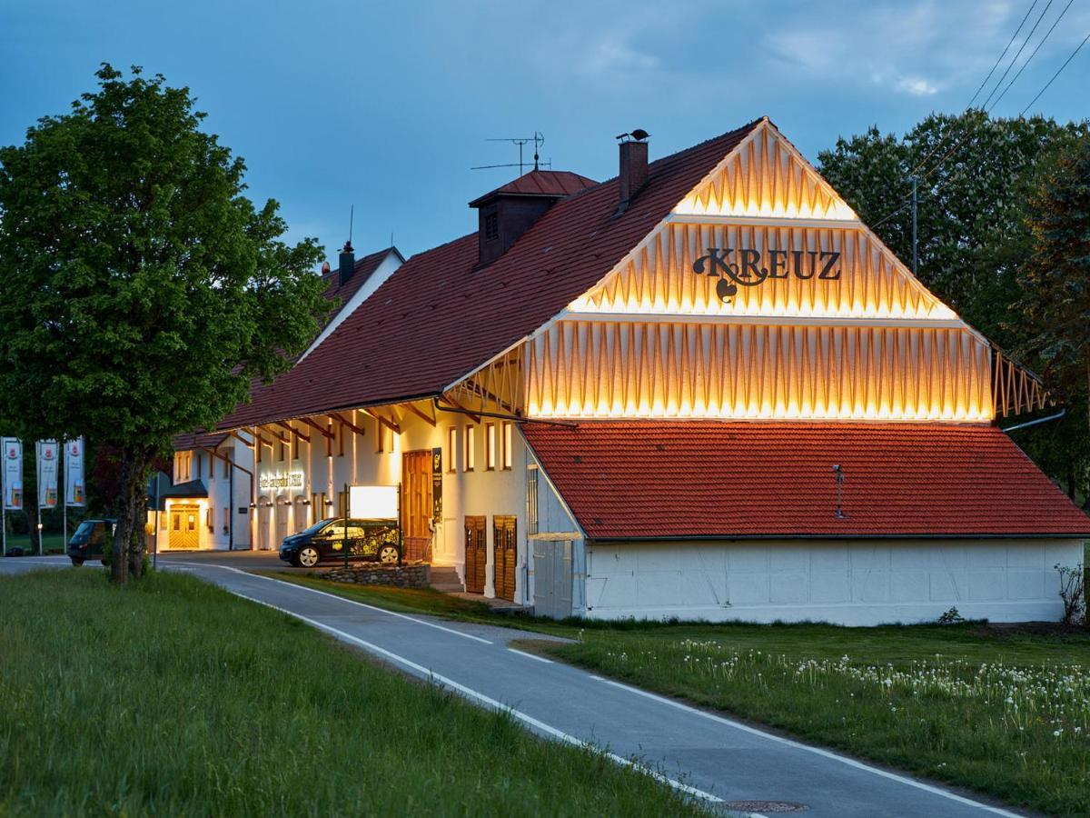Hotel-Landgasthof Kreuz 巴德瓦德西 外观 照片